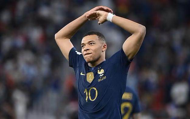 开云入口-诸神黄昏？全能姆巴佩全能表现要做世界杯真主角！